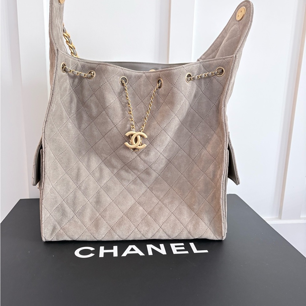 Chanel Taupe Quilted Shoulder Bag - Picture 3 of 7